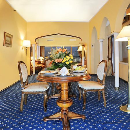 קהיר Shepheard Hotel מראה פנימי תמונה
